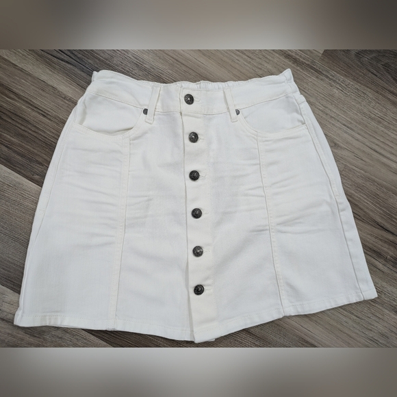 NWT Aerie White Denim Button Up Skirt - Picture 1 of 5